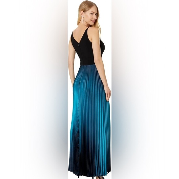 🔥Betsy & Adam,Stunning Statement Gown, Long Ity Ombre Charmous Dress,EUC,Size 6 - Picture 4 of 16